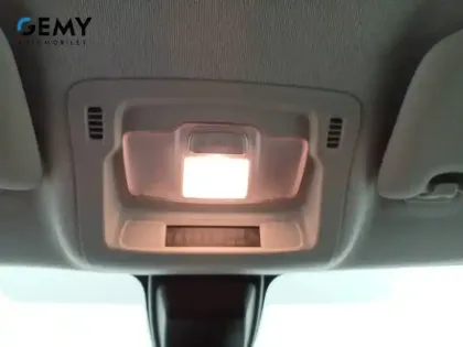 Photo 14 Citroën C3 Gén. III Ph2 Feel Nav 5