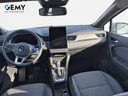 Photo 7 Renault Captur  E-Tech full hybrid 145 ch