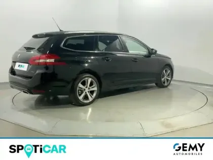 Photo 11 Peugeot 308  SW 1.2 PureTech 130ch S&S BVM6