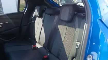 Photo 10 Peugeot 208  PureTech 130 S&S EAT8