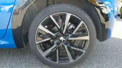 Photo 12 Peugeot 208  PureTech 130 S&S EAT8