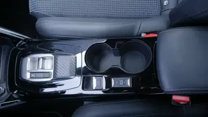 Photo 29 Peugeot 208  PureTech 130 S&S EAT8