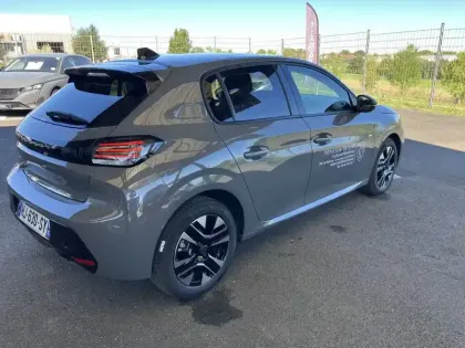 Photo 16 Peugeot 208  100 S&S BVM6