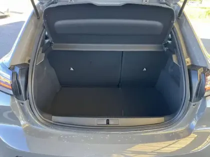 Photo 17 Peugeot 208  100 S&S BVM6