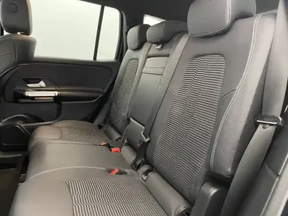 Photo 99 Mercedes GLB  200 d 8G-DCT