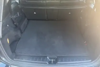 Photo 8 Mercedes GLB  200 d 8G-DCT