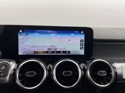 Photo 104 Mercedes GLB  200 d 8G-DCT