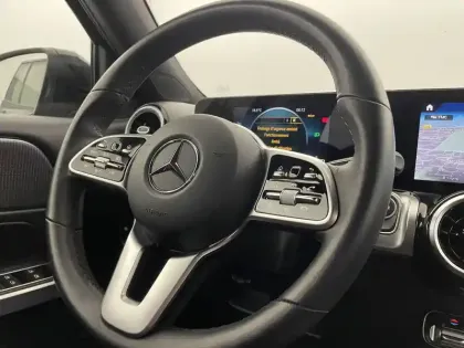 Photo 107 Mercedes GLB  200 d 8G-DCT