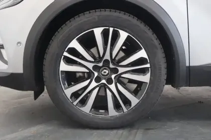 Photo 6 Renault Captur  E-Tech Plug-in 160