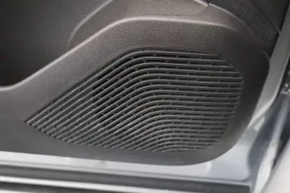 Photo 13 Renault Captur  E-Tech Plug-in 160