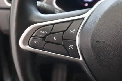 Photo 9 Renault Captur  E-Tech Plug-in 160