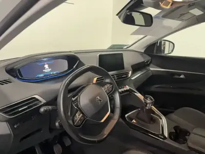 Photo 46 Peugeot 3008  Puretech 130ch S&S BVM6
