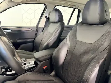 Photo 19 BMW X3  xDrive 30e 292ch BVA8