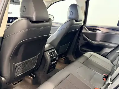 Photo 21 BMW X3  xDrive 30e 292ch BVA8