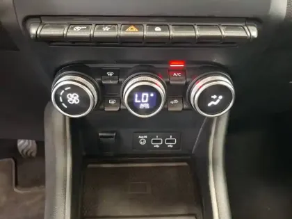 Photo 26 Renault Captur  TCe 100 GPL - 21