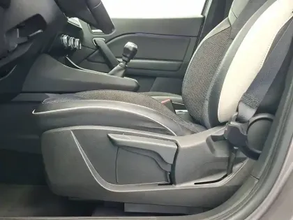 Photo 28 Renault Captur  TCe 100 GPL - 21