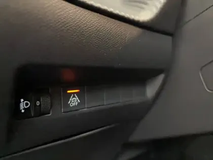 Photo 10 Peugeot 208  Electrique 50 kWh 136ch