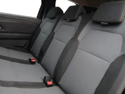 Photo 25 Dacia Jogger  Hybrid 140 7 places GSR2