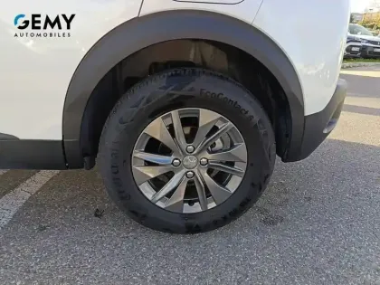 Photo 10 Peugeot 2008  PureTech 130 S&S EAT8