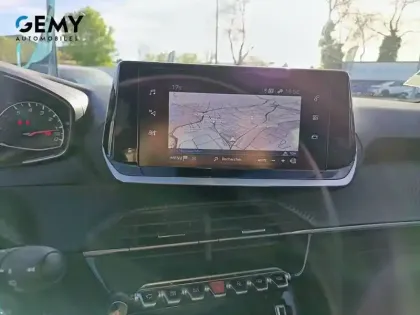 Photo 15 Peugeot 2008  PureTech 130 S&S EAT8