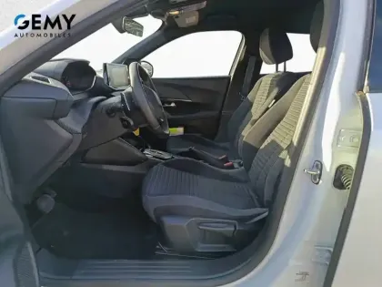 Photo 8 Peugeot 2008  PureTech 130 S&S EAT8