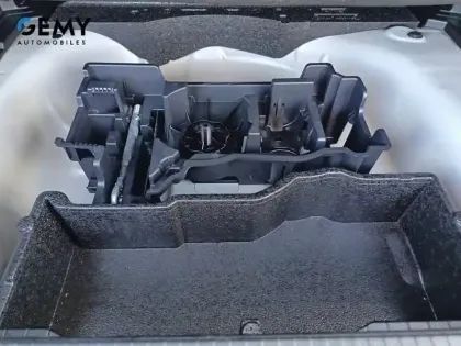 Photo 35 Peugeot 2008  PureTech 130 S&S EAT8