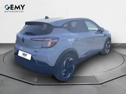 Photo 20 Renault Captur  E-Tech full hybrid 145 ch
