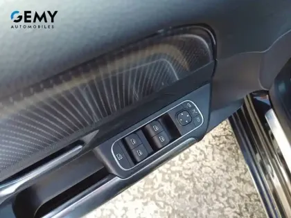 Photo 11 Mercedes Classe B  180 d 8G-DCT