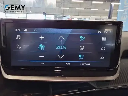 Photo 20 Peugeot 2008  Hybrid 145 e-DCS6