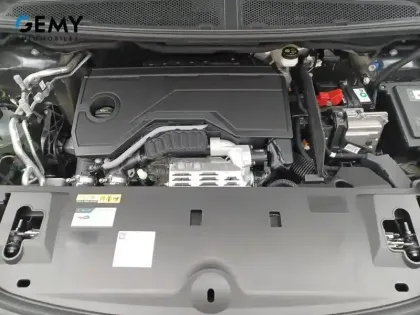 Photo 8 Peugeot 3008  Hybrid 136 e-DCS6