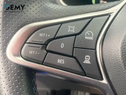 Photo 14 Renault Captur  E-Tech full hybrid 145 ch