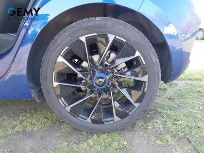 Photo 10 Renault Clio  E-Tech full hybrid 145