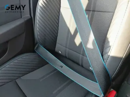 Photo 28 Renault Clio  E-Tech full hybrid 145