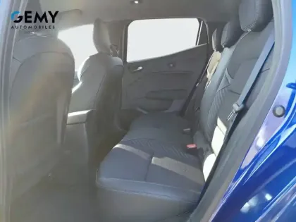 Photo 9 Renault Clio  E-Tech full hybrid 145