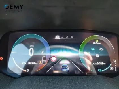 Photo 22 Renault Clio  E-Tech full hybrid 145