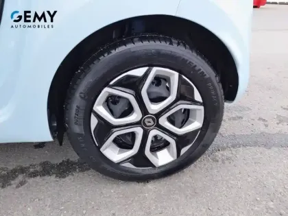 Photo 32 Renault Twingo  III E-Tech