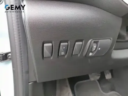 Photo 56 Renault Twingo  III E-Tech