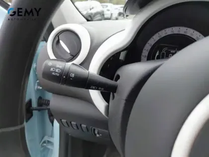 Photo 39 Renault Twingo  III E-Tech
