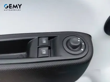 Photo 55 Renault Twingo  III E-Tech