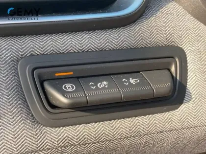 Photo 12 Renault Clio  Eco-G 100 ch GSR2