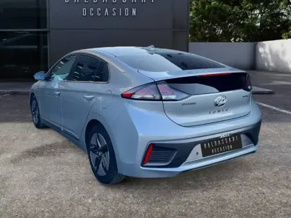 Photo 35 Hyundai Ioniq  Hybrid 141 ch