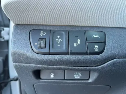 Photo 23 Hyundai Ioniq  Hybrid 141 ch