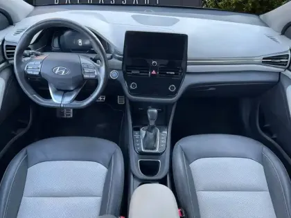 Photo 9 Hyundai Ioniq  Hybrid 141 ch