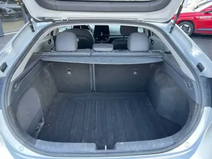 Photo 18 Hyundai Ioniq  Hybrid 141 ch