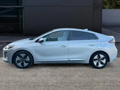Photo 67 Hyundai Ioniq  Hybrid 141 ch