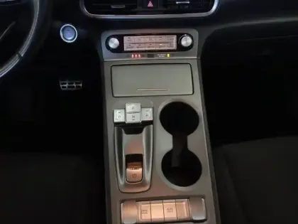 Photo 10 Hyundai Kona  Electrique 39 kWh - 136 ch