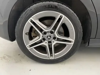 Photo 18 Mercedes Classe A  250 e 8G-DCT