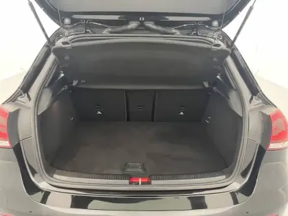 Photo 13 Mercedes Classe A  250 e 8G-DCT