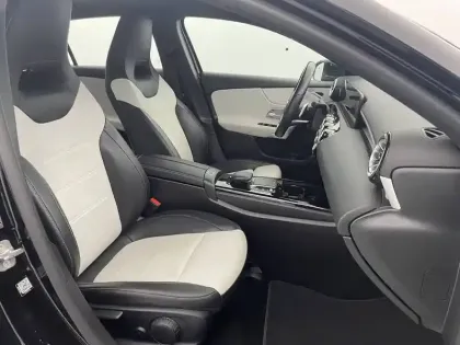 Photo 25 Mercedes Classe A  250 e 8G-DCT