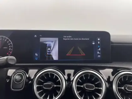 Photo 26 Mercedes Classe A  250 e 8G-DCT